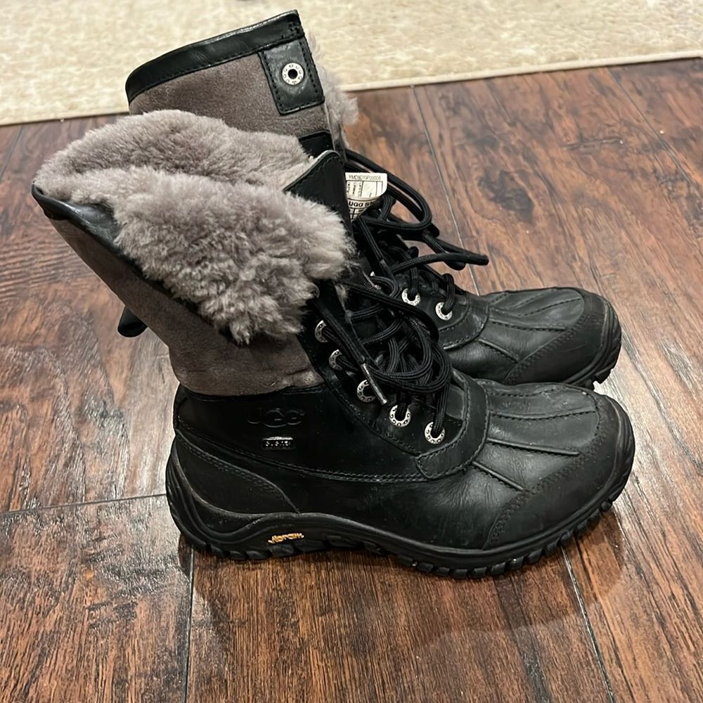 UGG Adirondack II Black Grey Gray Waterproof Leather Snow Boots Size US 5 GUC